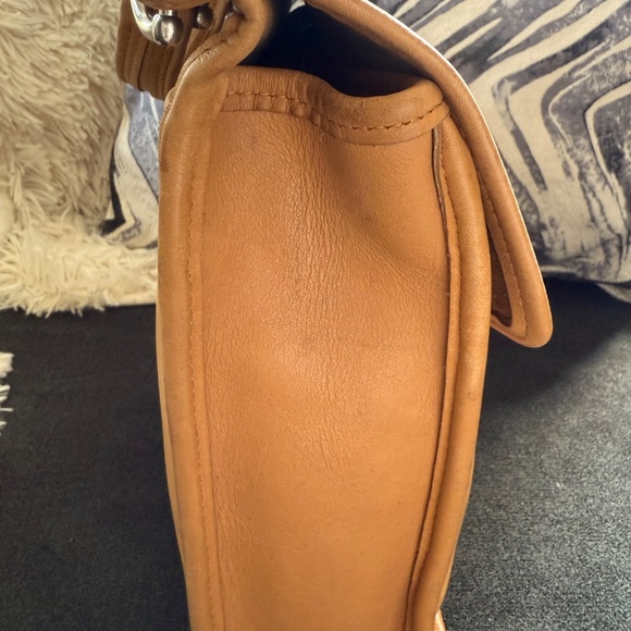 PROJECT Coach Willis 9927 Camel with nickel hardware VINTAGE - Picture 3 of 14